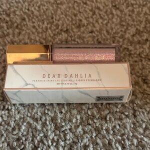 Muse Shimmering Pink Liquid Eyeshadow